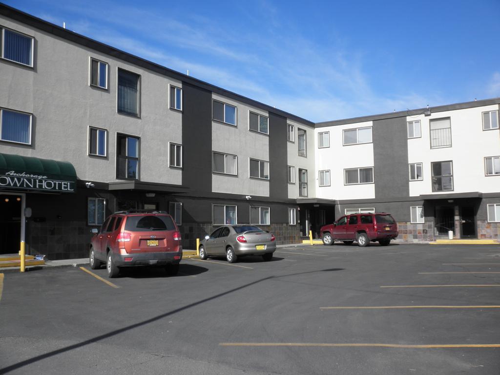 Anchorage Uptown Suites Экстерьер фото