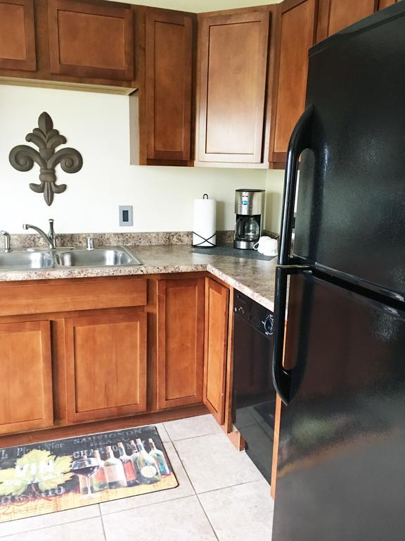 Anchorage Uptown Suites Экстерьер фото