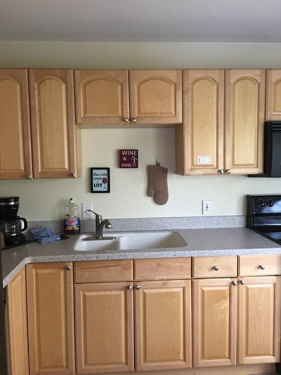 Anchorage Uptown Suites Экстерьер фото