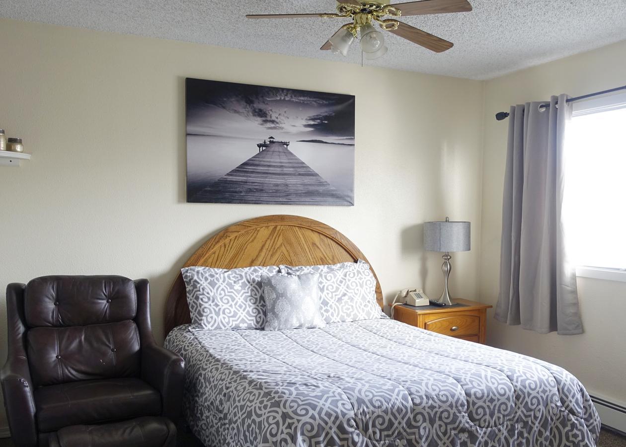 Anchorage Uptown Suites Экстерьер фото