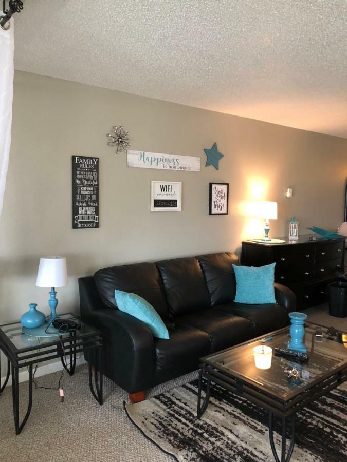 Anchorage Uptown Suites Экстерьер фото