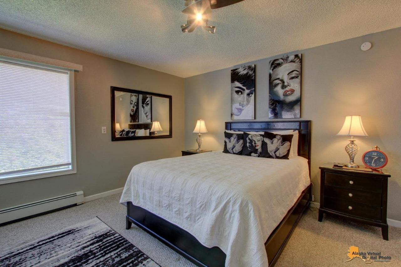 Anchorage Uptown Suites Экстерьер фото